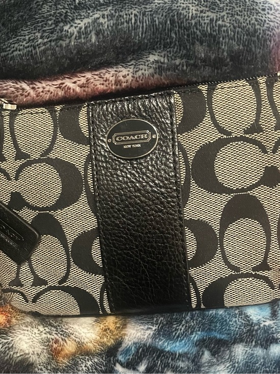 Coach Handbags - Coach Signature Canvas Wristlet in Black & Gray: No Callouts